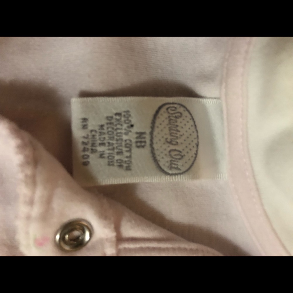 Infant girls one piece sleeper